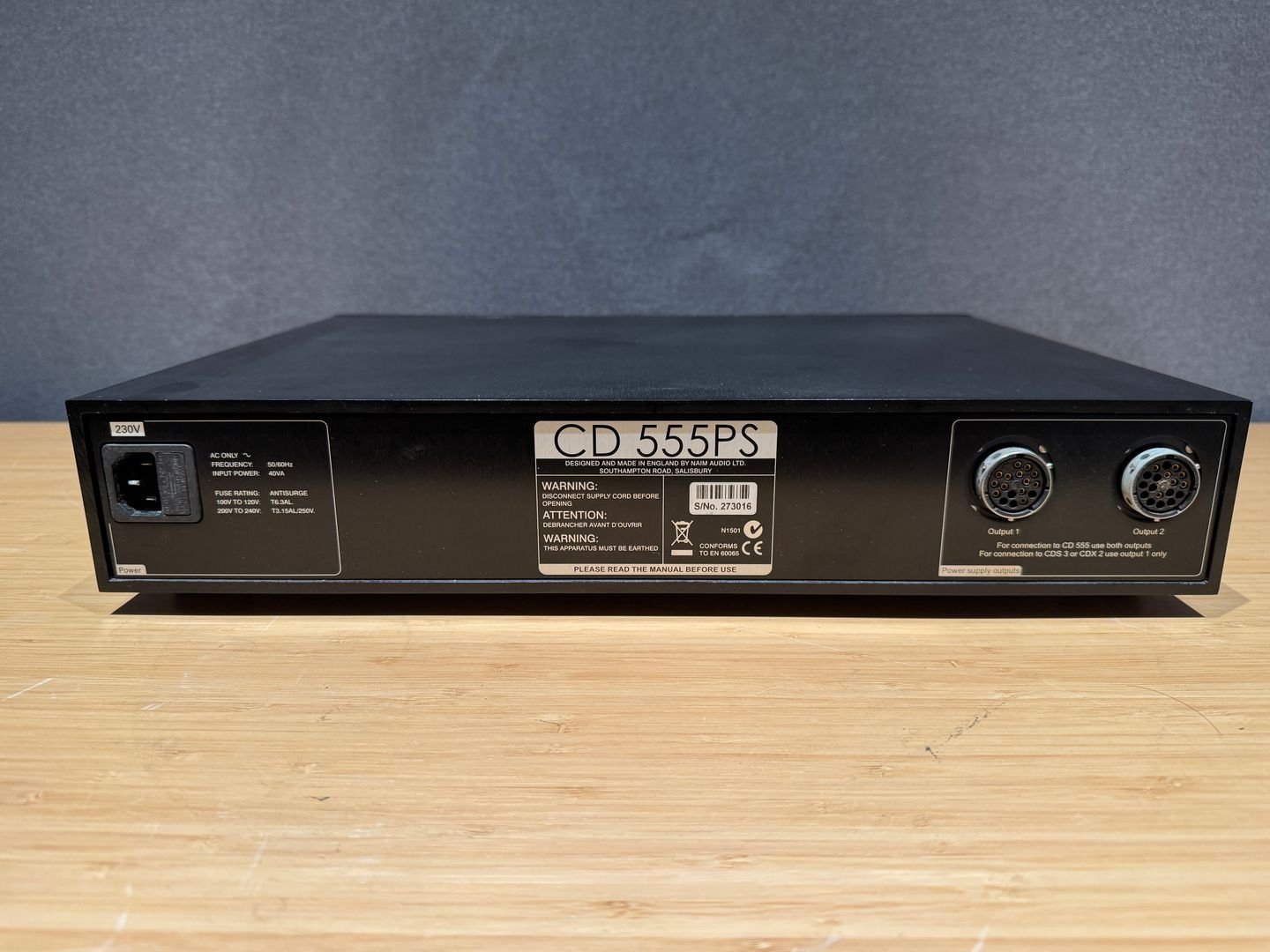 img-twT8GWgHOH Naim CD 555 with Power Supply