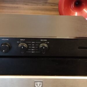 Audiolab 8000Q Preamplifier 8000P Power Amplifier