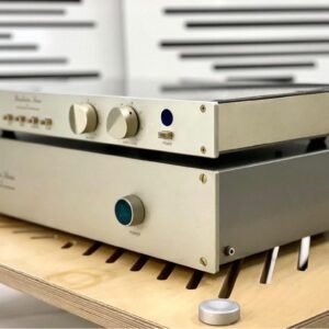 FM Acoustics 245 Pre Amp and F10B Power Amp