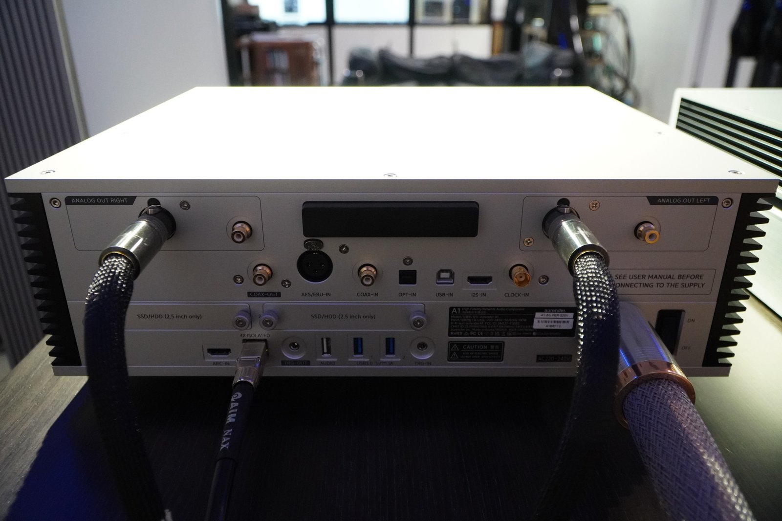 a1 r Aurender A1 music server - New & Pre-owned Hi-Fi | SoundTribeAsia