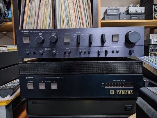 Yamaha C-4 Preamplifier and M-4 Power Amplifier - New & Pre-owned Hi-Fi | SoundTribeAsia Yamaha C-4 Preamplifier and M-4 Power Amplifier