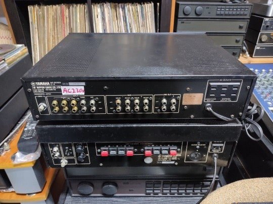 yamaha_c4_preamplifier_and_m4__1779548827_ee585bed_progressive Yamaha C-4 Preamplifier and M-4 Power Amplifier